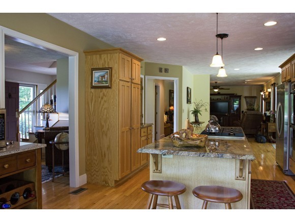 136 Maplewold Road Weare, NH 03281 - Photo 10 of 33
