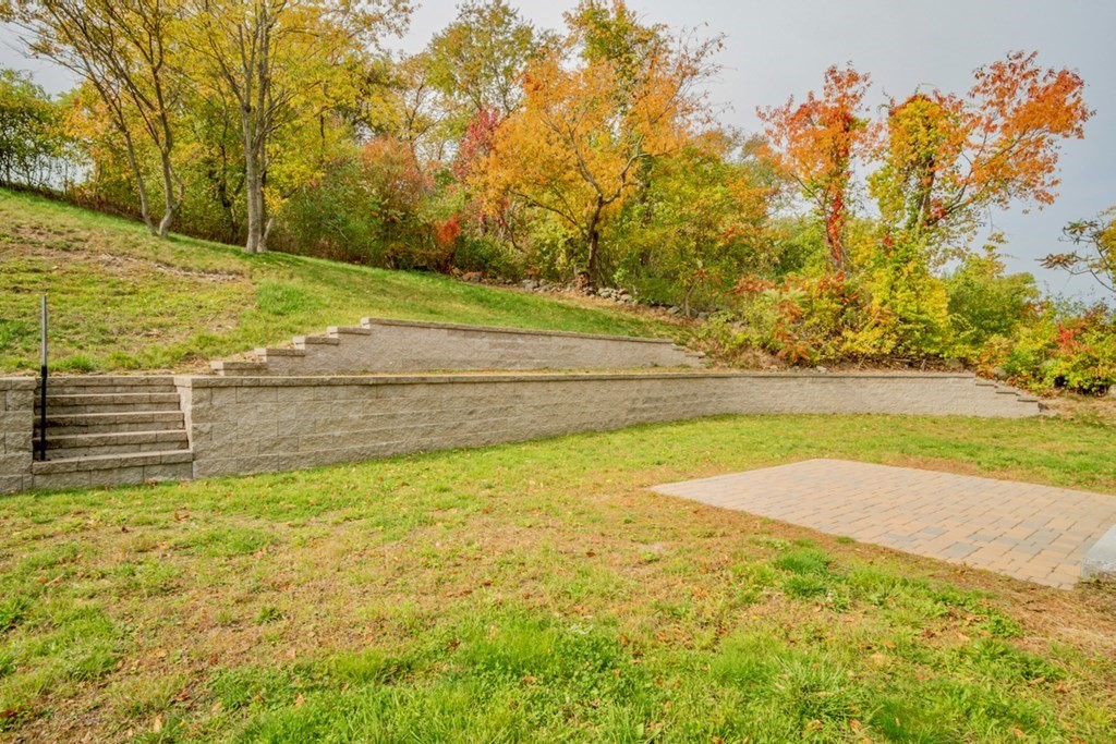 17 Overlook Drive Danvers, MA 01923 - Photo 38 of 42