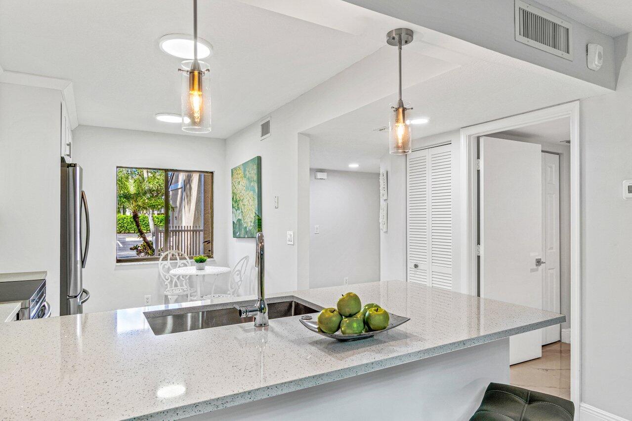 7350 Kinghurst Drive, Unit 104 Delray Beach, FL 33446 - Photo 15 of 38 010-7350KinghurstDrive-DelrayBeach-FL-33