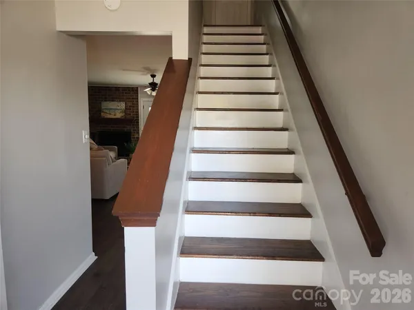 a view of entryway