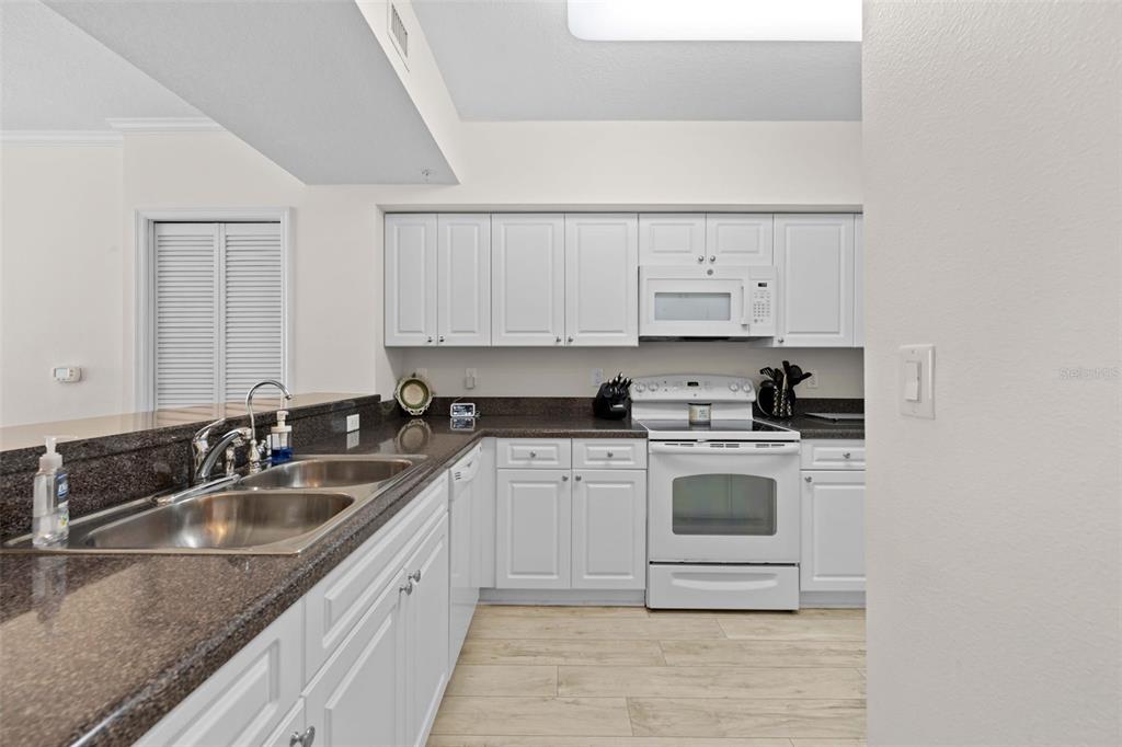 4516 Seagull Drive, Unit 419 New Port Richey, FL 34652 - Photo 22 of 77