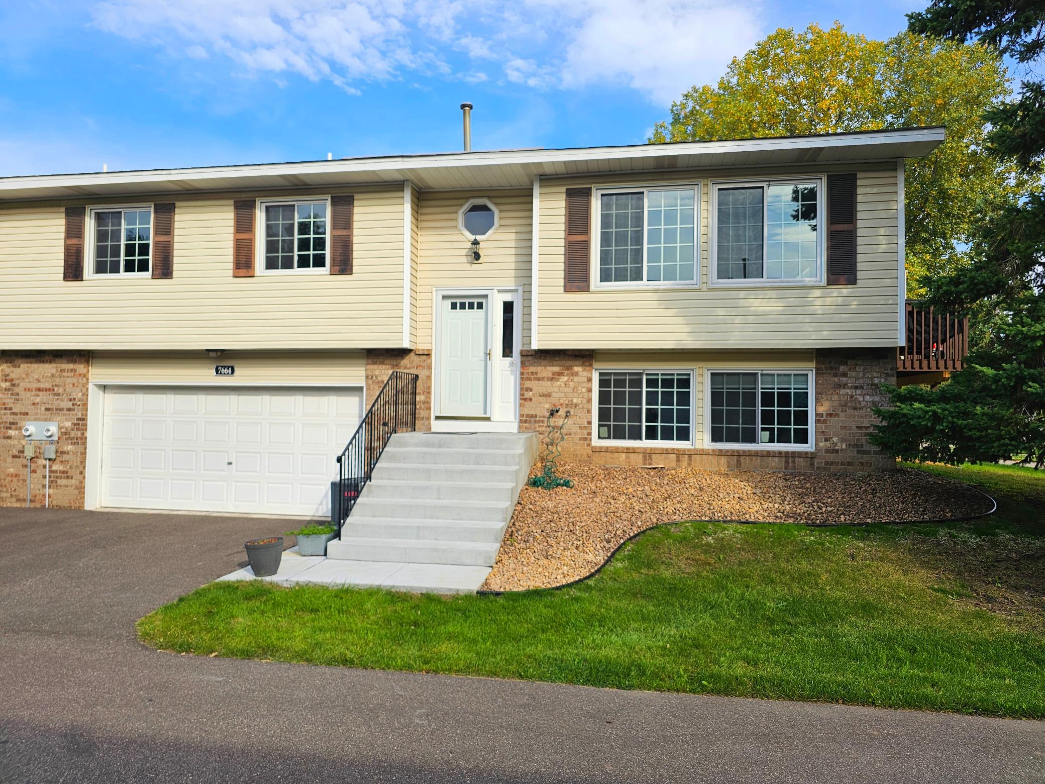 7664 Steepleview Road Woodbury, MN 55125 - Photo 2 of 27