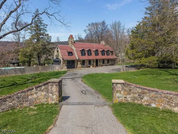 $1,500,000 | 615 Jackson Valley Road, Oxford, NJ 07863