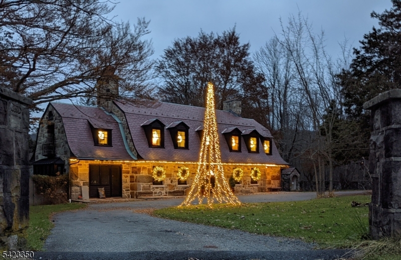 615 Jackson Valley Road Oxford, NJ 07863 - Photo 3 of 49