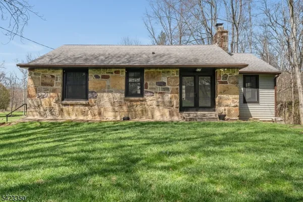 $1,500,000 | 615 Jackson Valley Road, Oxford, NJ 07863