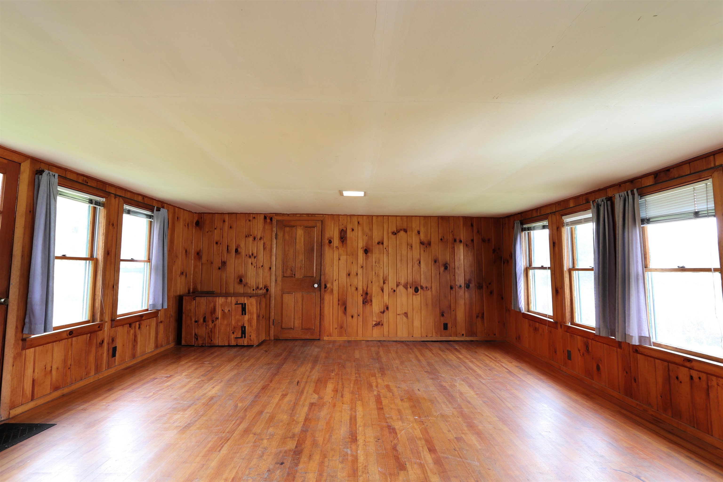 104 Thaddeus Stevens Road Peacham, VT 05862 - Photo 4 of 40