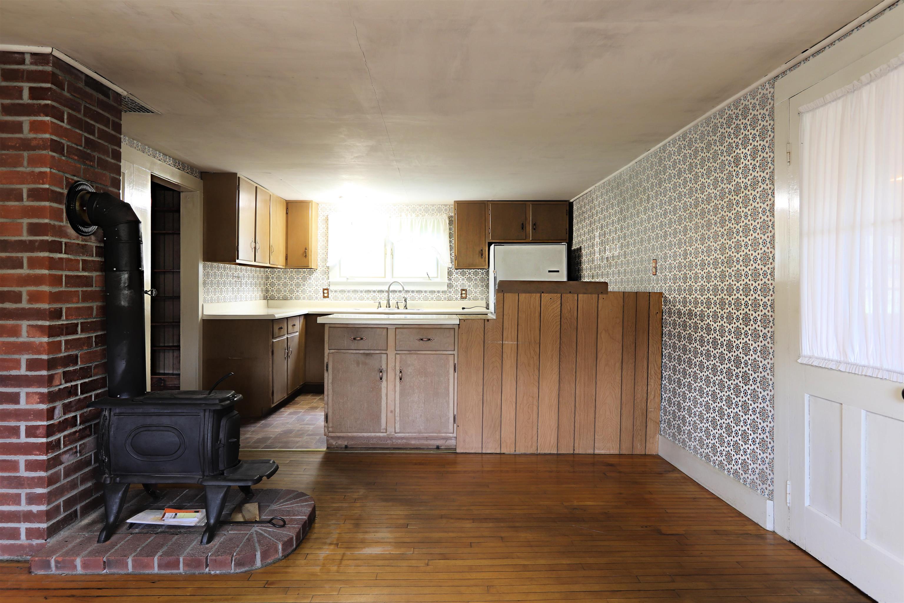 104 Thaddeus Stevens Road Peacham, VT 05862 - Photo 7 of 40