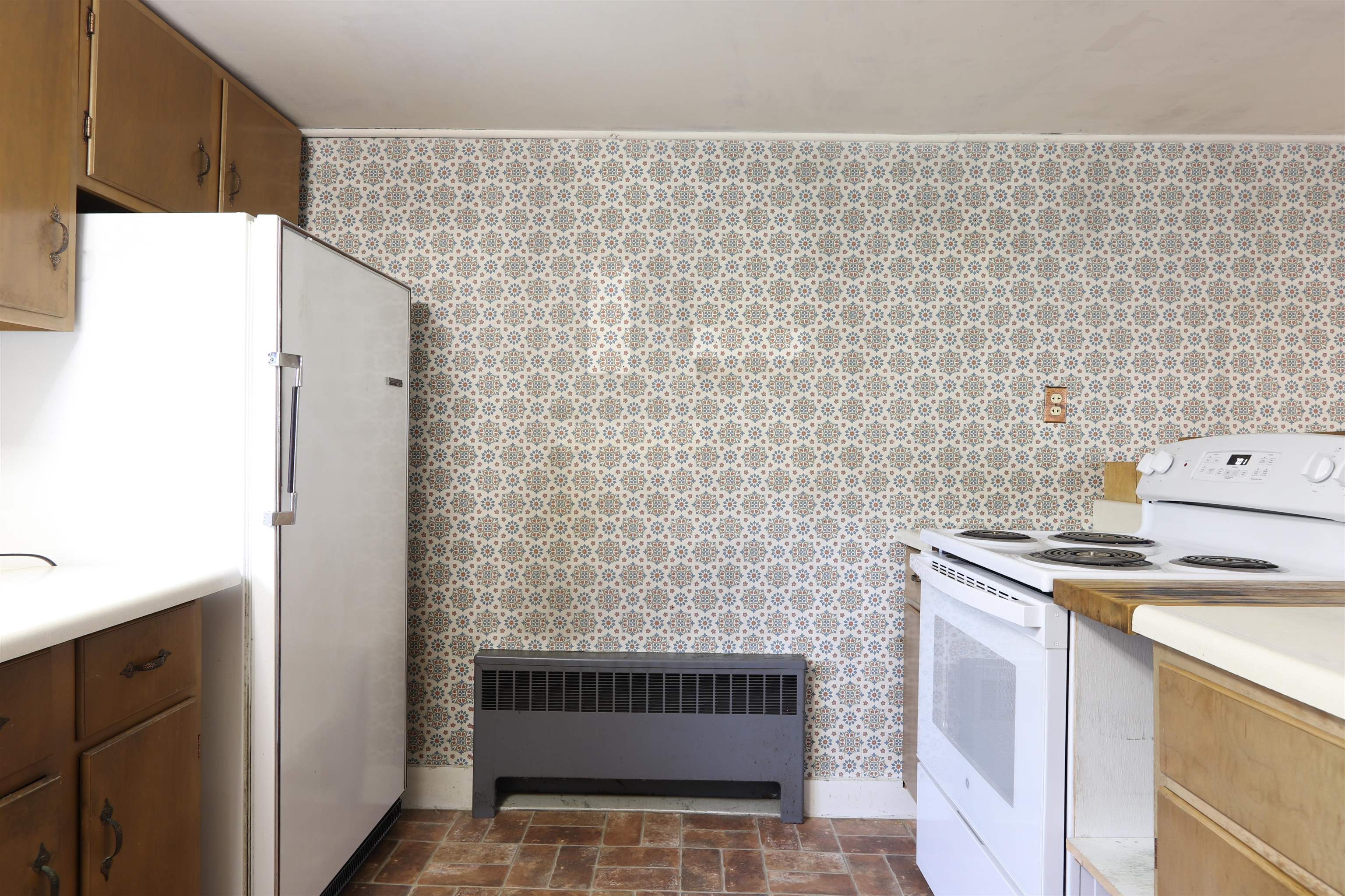 104 Thaddeus Stevens Road Peacham, VT 05862 - Photo 9 of 40