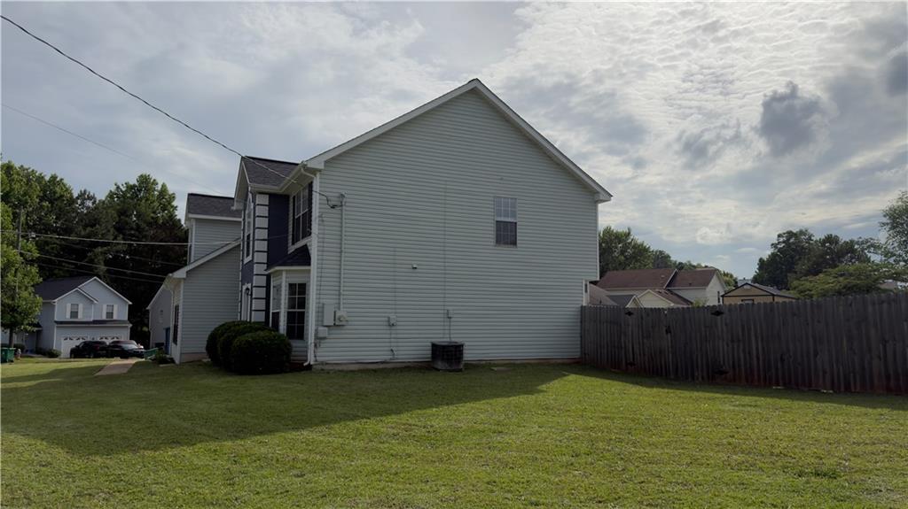2270 Briar Knoll Road Lithonia, GA 30058 - Photo 3 of 45