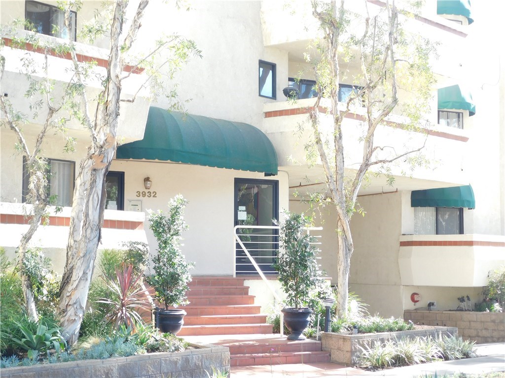3932 North Virginia Road, Unit 102 Long Beach, CA 90807 - Photo 1 of 1 Gallery Image 1