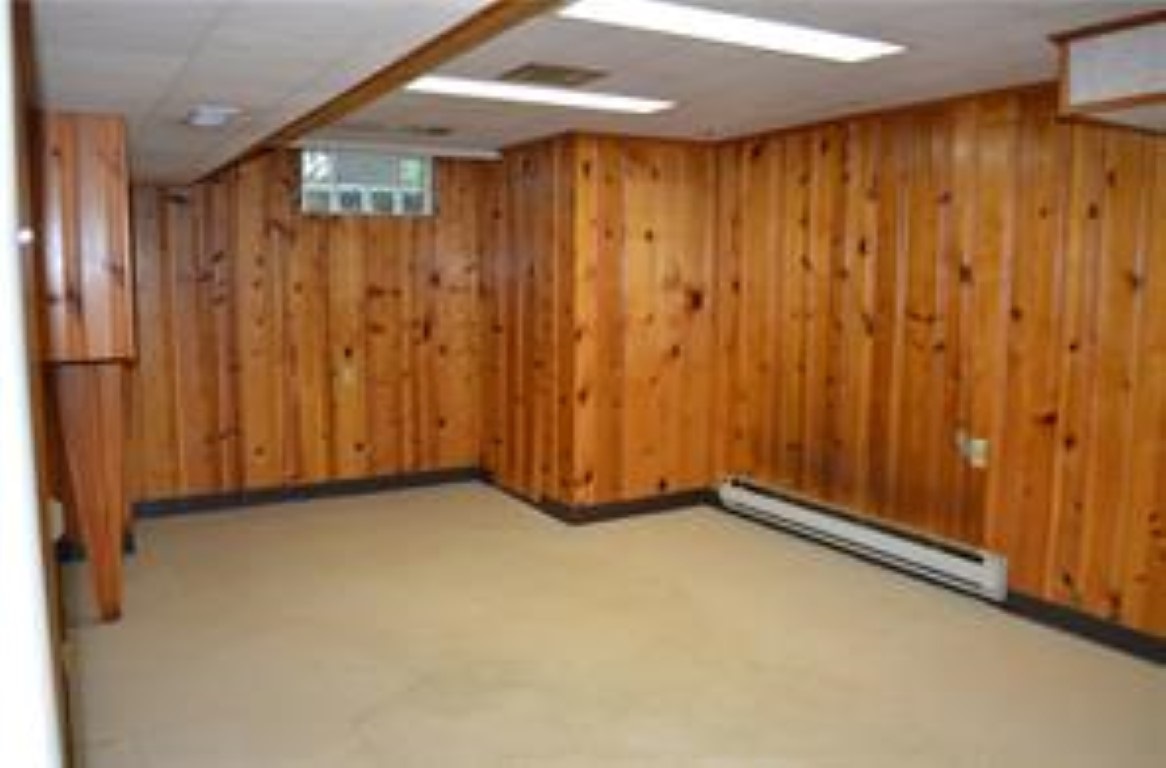 142 Hoss Road Indianapolis, IN 46217 - Photo 15 of 34 Gallery Image 15