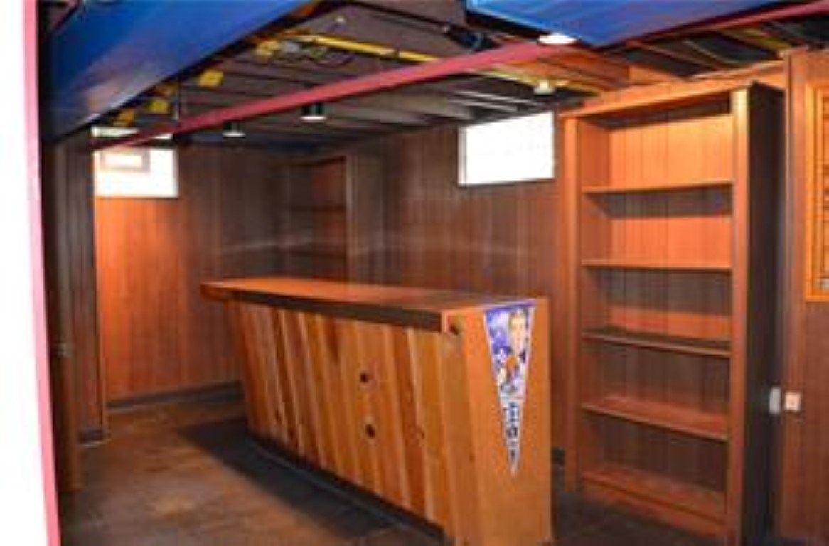 142 Hoss Road Indianapolis, IN 46217 - Photo 20 of 34 Gallery Image 20
