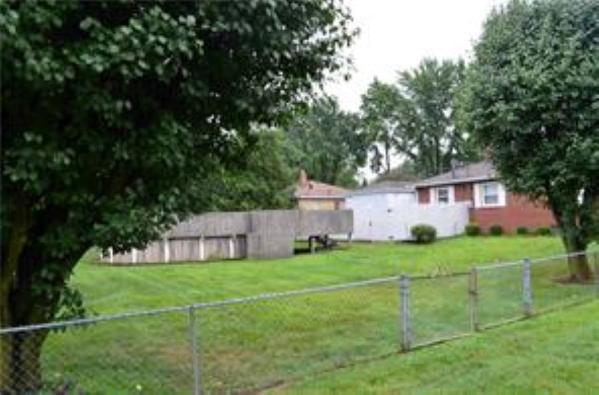 142 Hoss Road Indianapolis, IN 46217 - Photo 30 of 34 Gallery Image 30