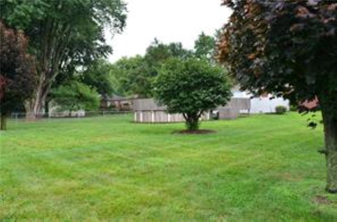 142 Hoss Road Indianapolis, IN 46217 - Photo 31 of 34 Gallery Image 31