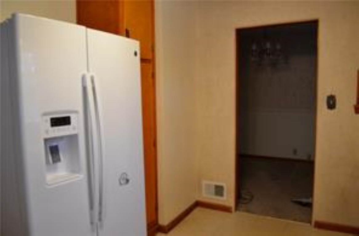 142 Hoss Road Indianapolis, IN 46217 - Photo 8 of 34 Gallery Image 8