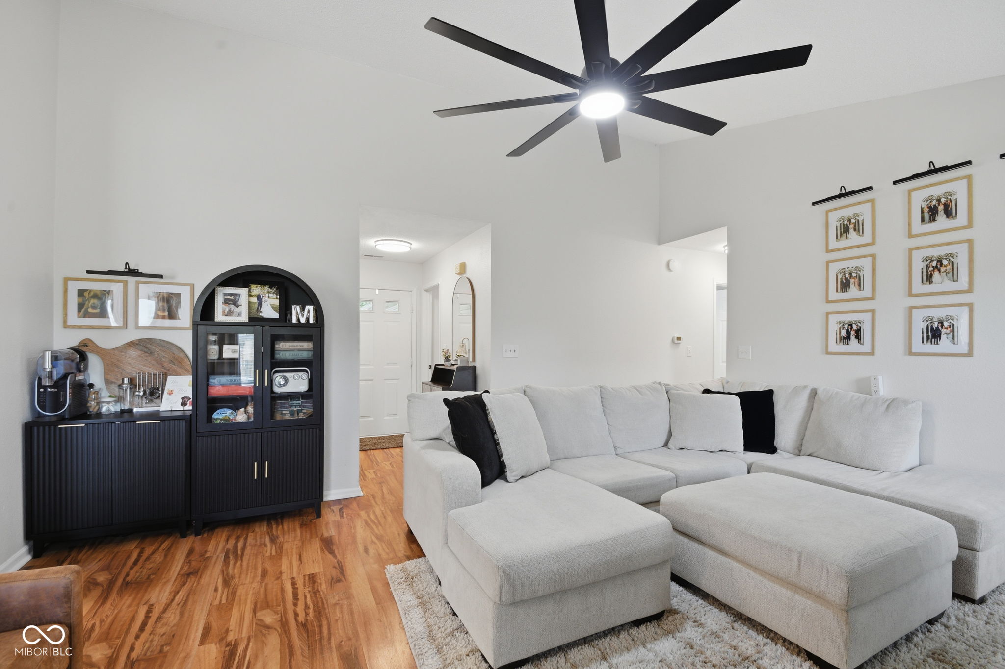 12869 Longleaf Lane Fishers, IN 46038 - Photo 5 of 28