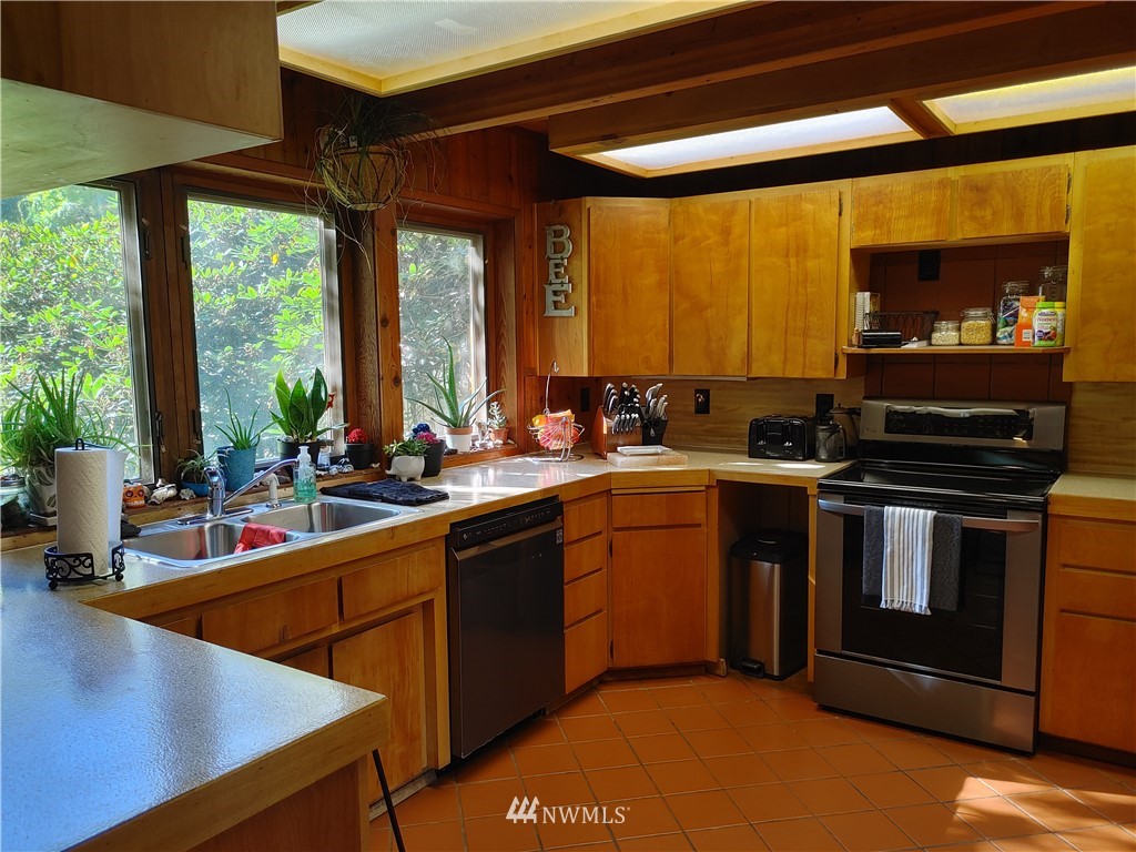 924 Cline Road Randle, WA 98377 - Photo 7 of 35 Gallery Image 7