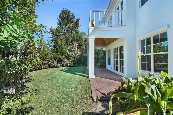$699,999 | 8109 Southeast Asaro Street, Hobe Sound, FL 33455