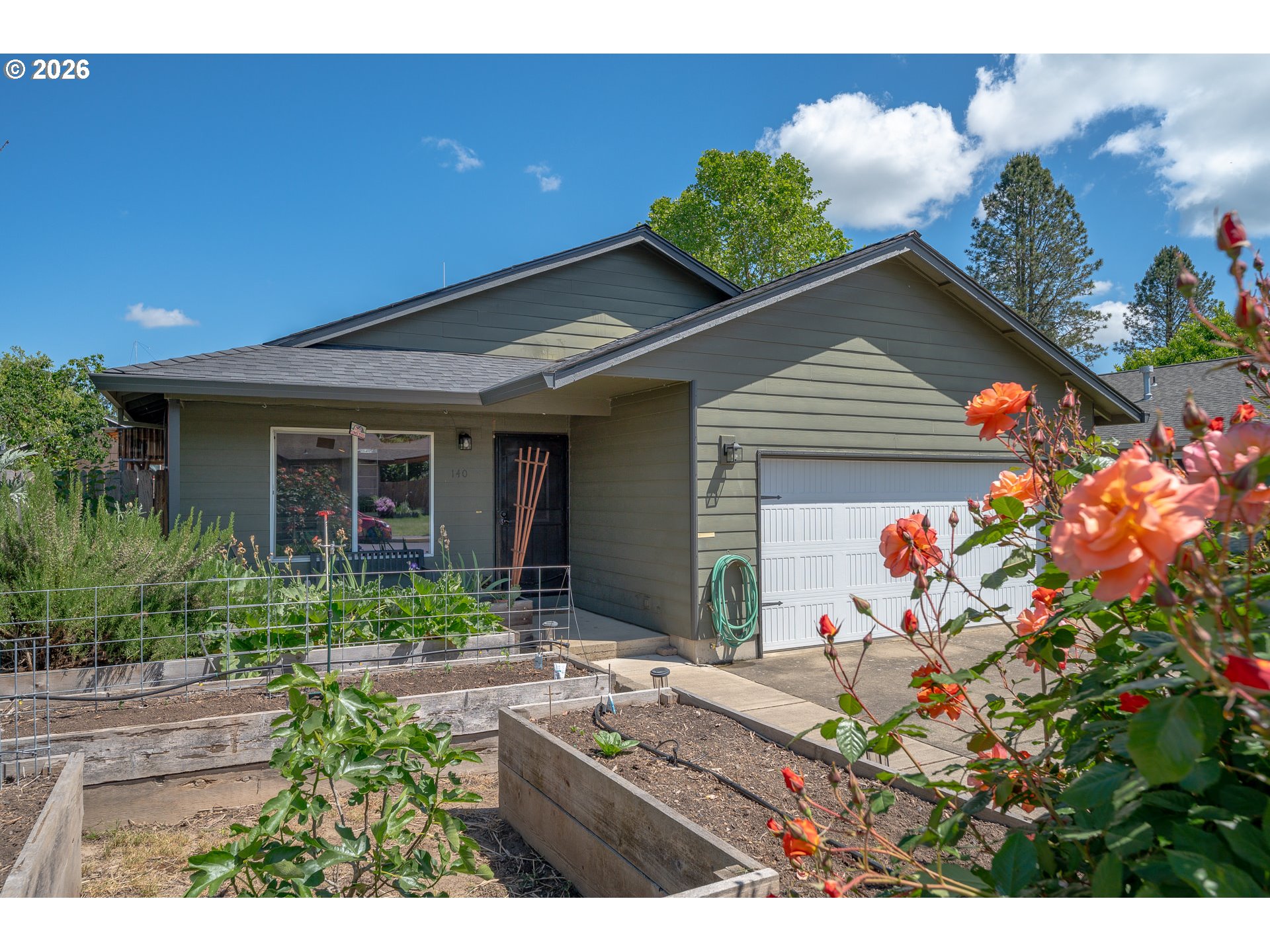 140 Getchell Court Amity, OR 97101 - Photo 4 of 48