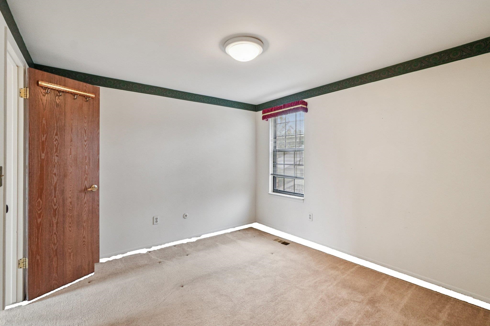 1812 Burning Bush Court Rochester Hills, MI 48309 - Photo 22 of 33