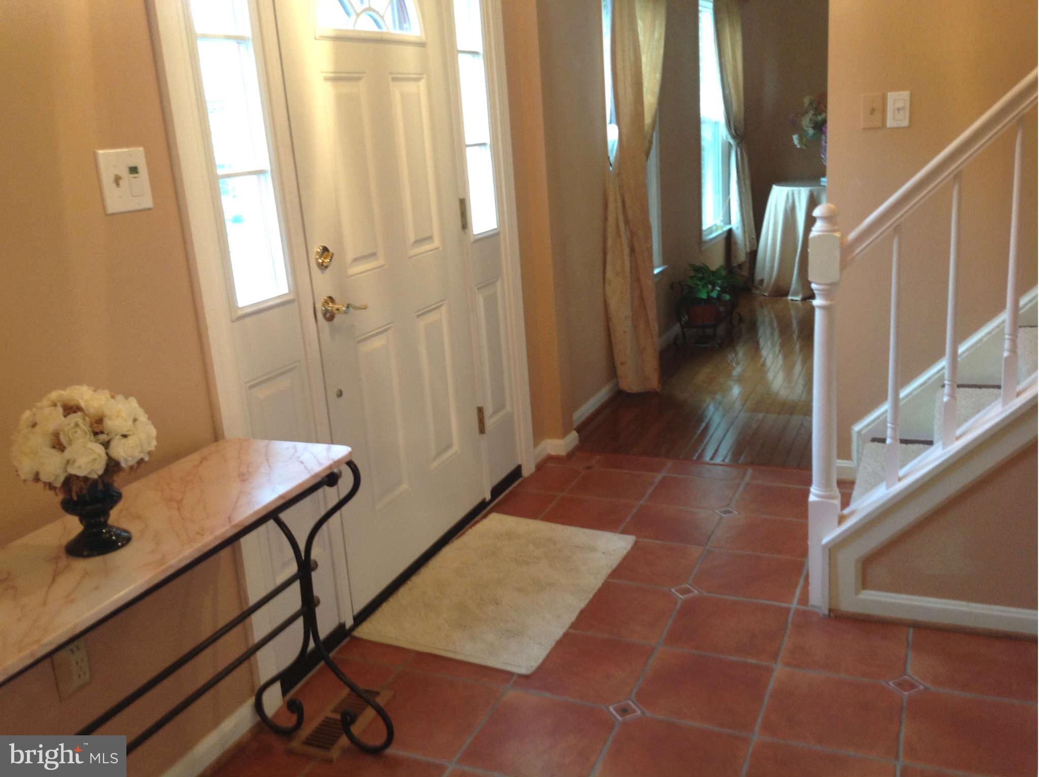 14903 Running Ridge Lane Silver Spring, MD 20906 - Photo 3 of 30 Interior (General)