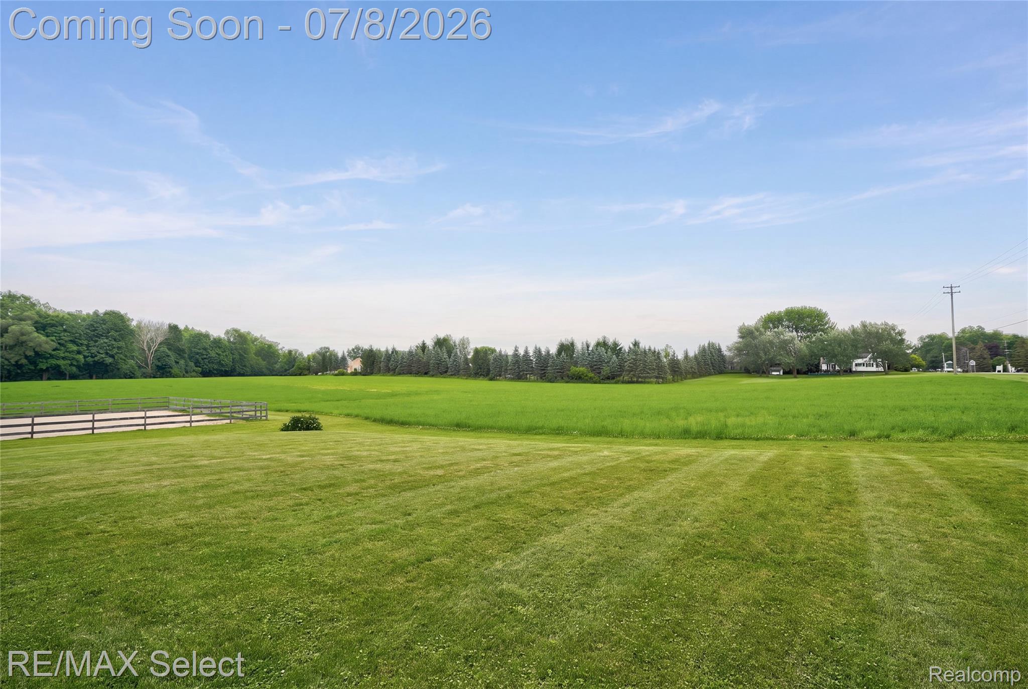 11025 Davison Road Davison, MI 48423 - Photo 17 of 75 11025 Davison Road 032.JPG