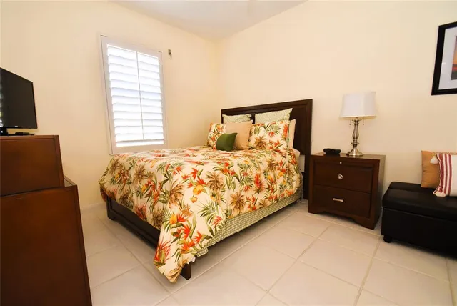 $4,500 | 7624 Bergamo Avenue, Unit 4B, Sarasota, FL 34238