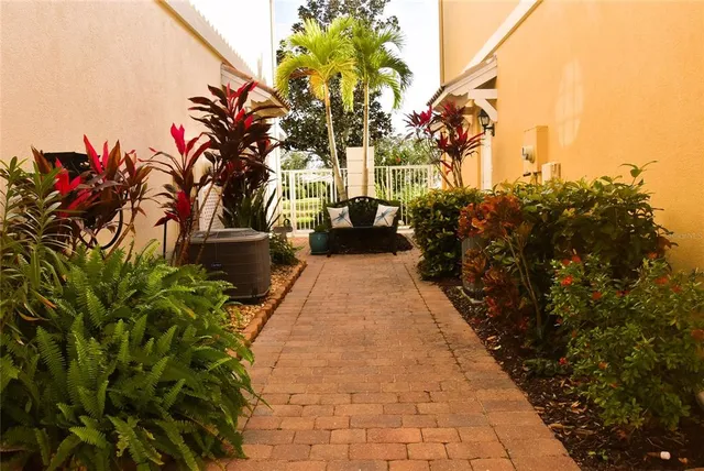 $4,500 | 7624 Bergamo Avenue, Unit 4B, Sarasota, FL 34238