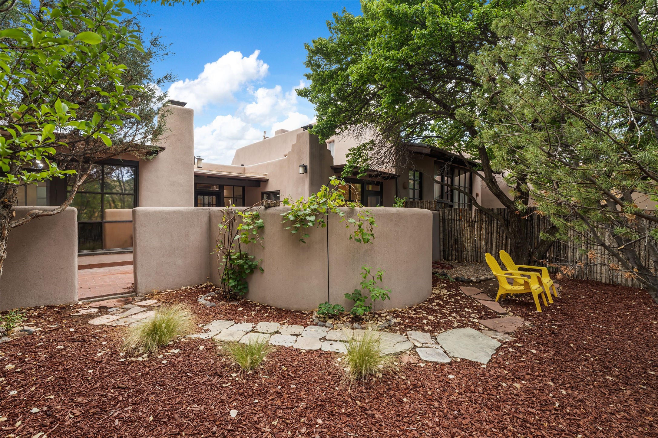 722 Bishops Lodge Road Santa Fe, NM 87501 - Photo 24 of 33 Gallery Image 24