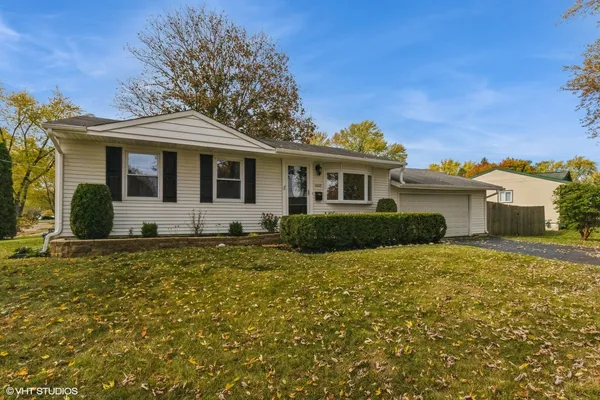 $2,750 | 1005 Larkdale Row, Wauconda, IL 60084