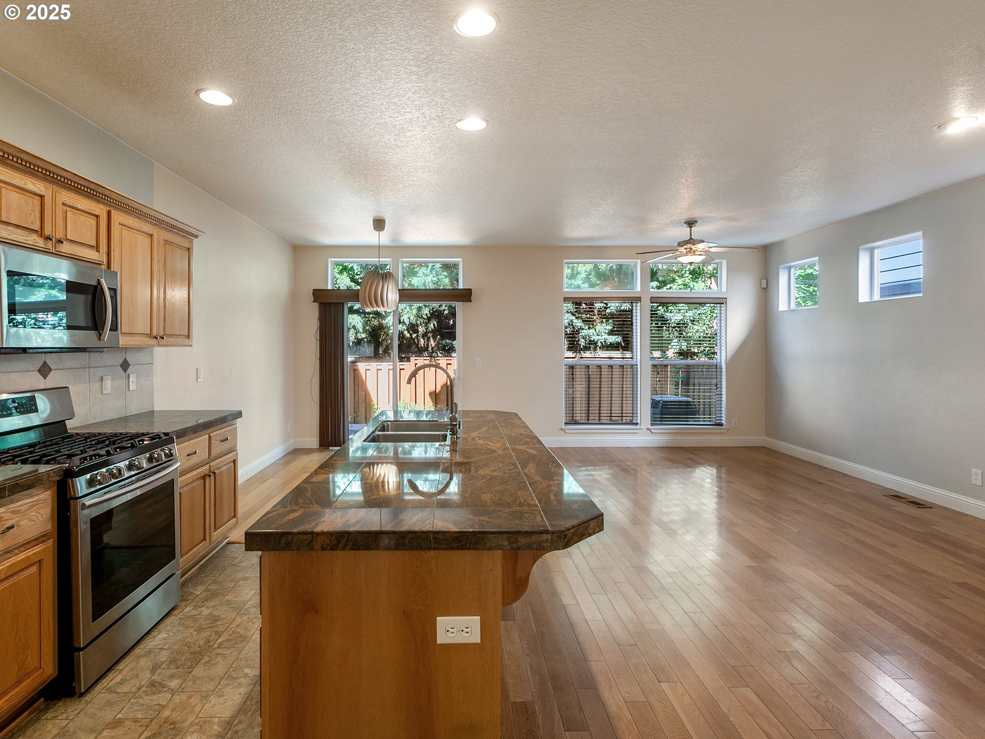 16645 Southwest 134th Terrace Portland, OR 97224 - Photo 3 of 45