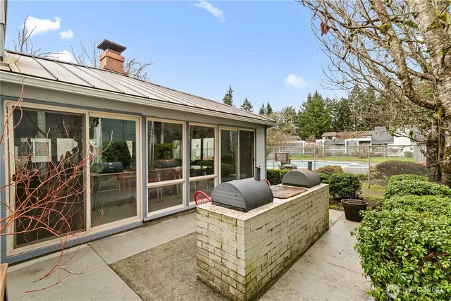 a house with garden in front of it