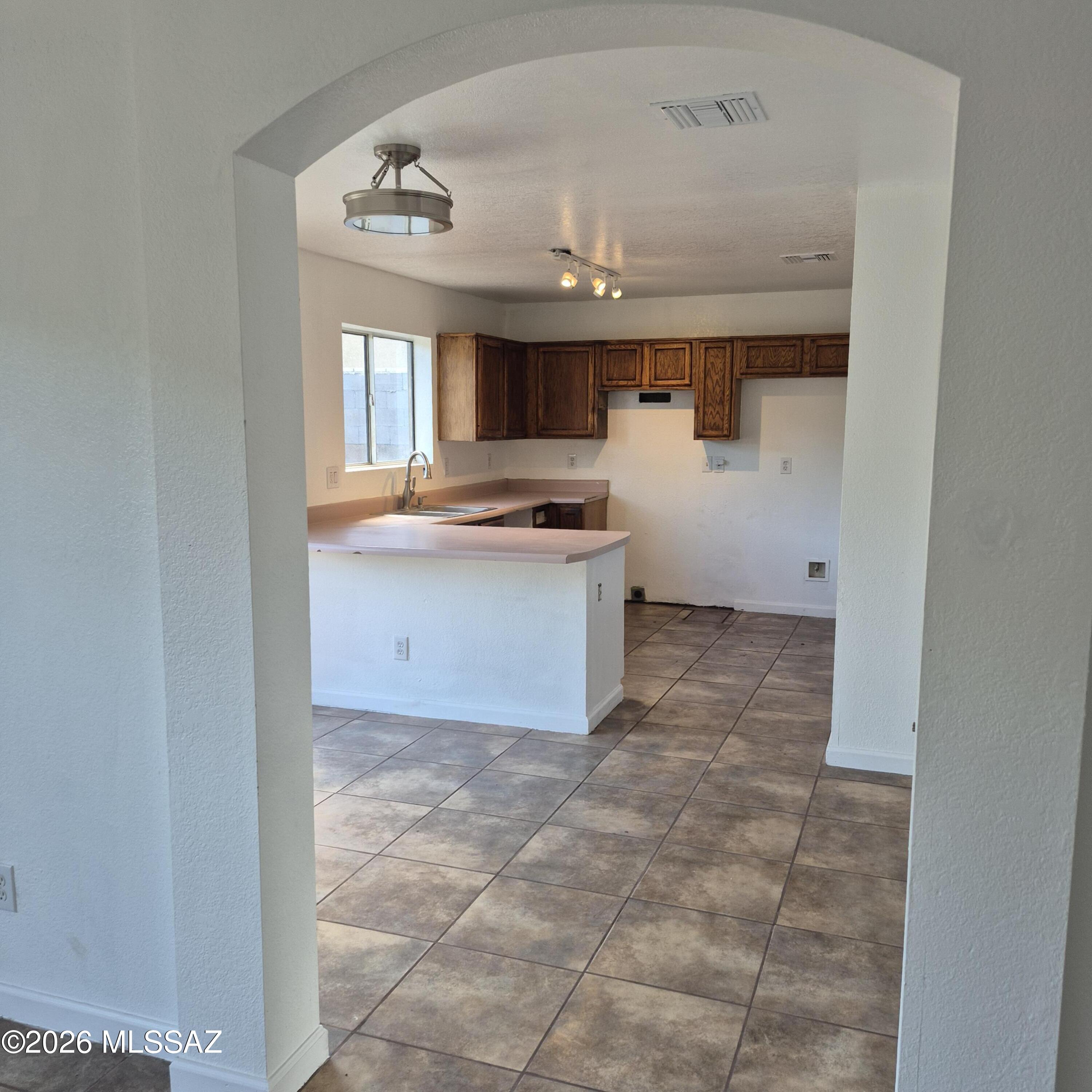 489 Alondra Court Rio Rico, AZ 85648 - Photo 11 of 15 Alo3