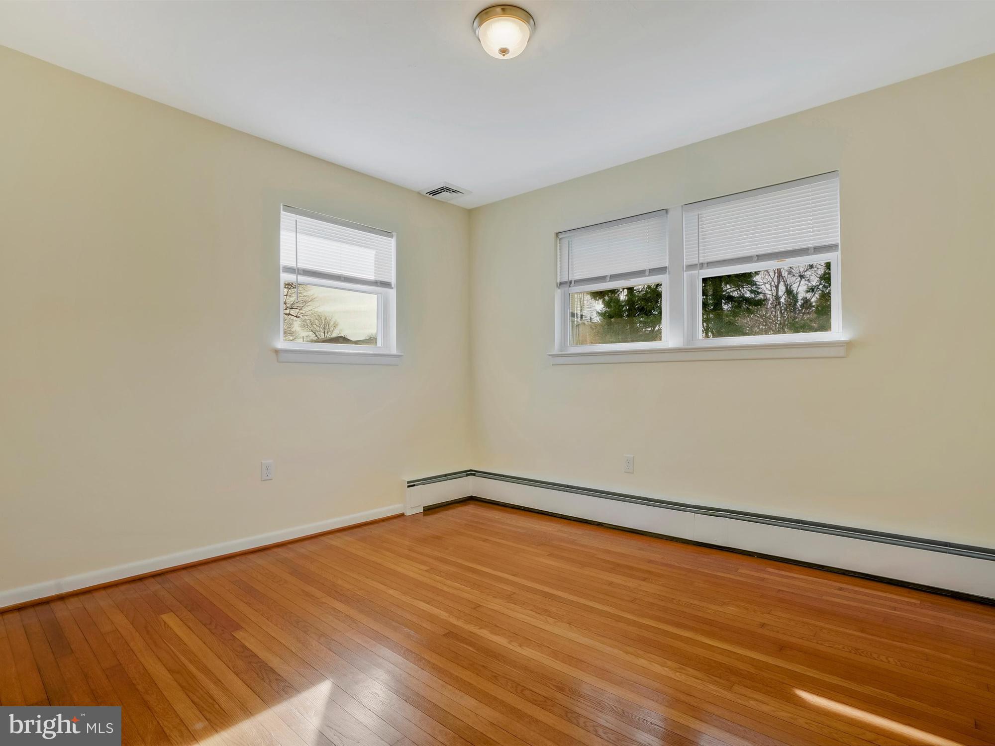 3560 Sycamore Road Dover, PA 17315 - Photo 11 of 25 Gallery Image 11