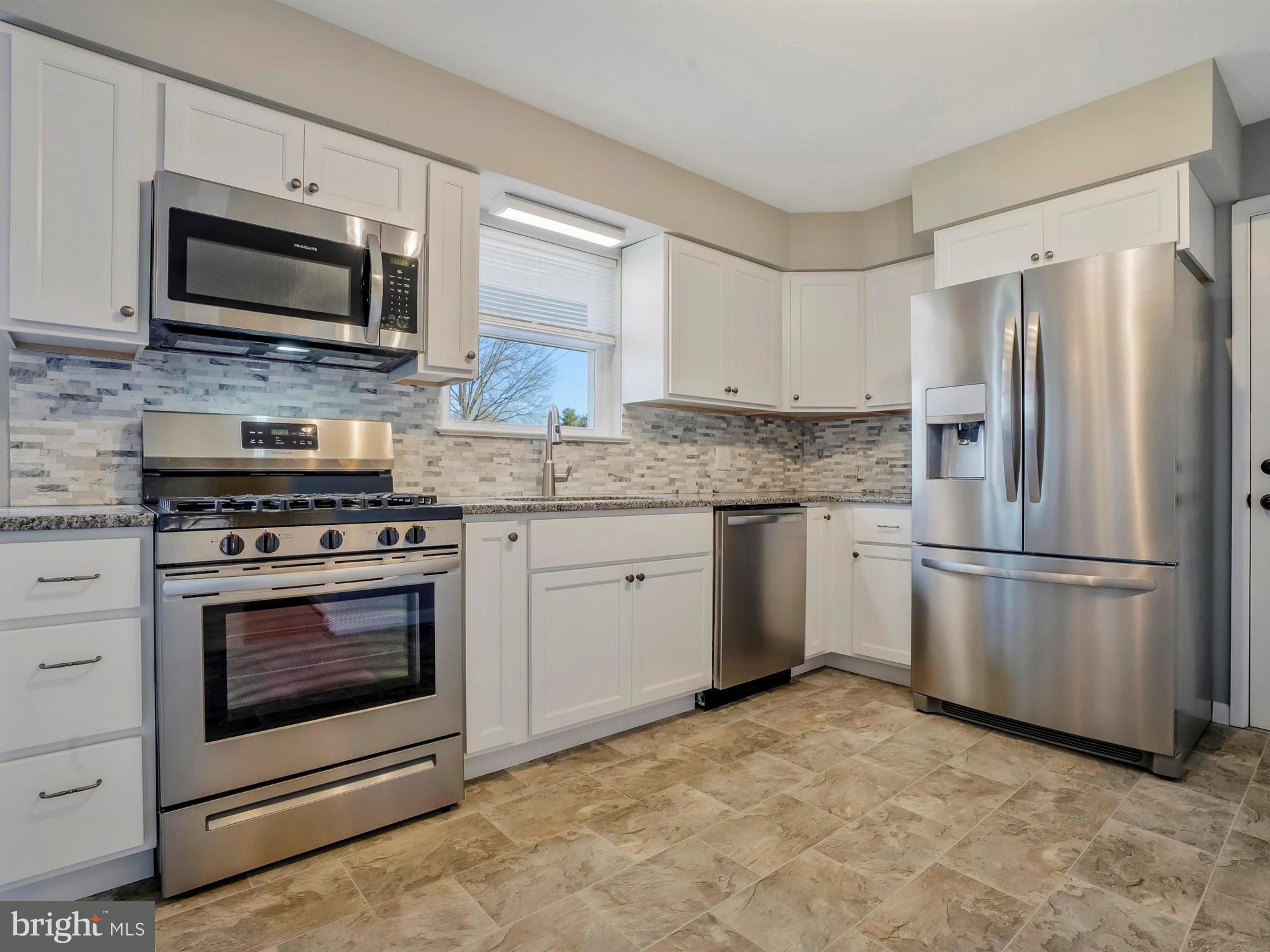 3560 Sycamore Road Dover, PA 17315 - Photo 9 of 25 Gallery Image 9