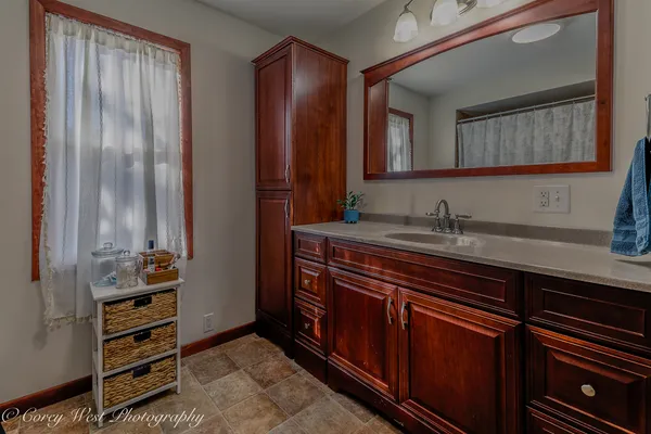 $394,900 | 533 Bethany Road, Sycamore, IL 60178