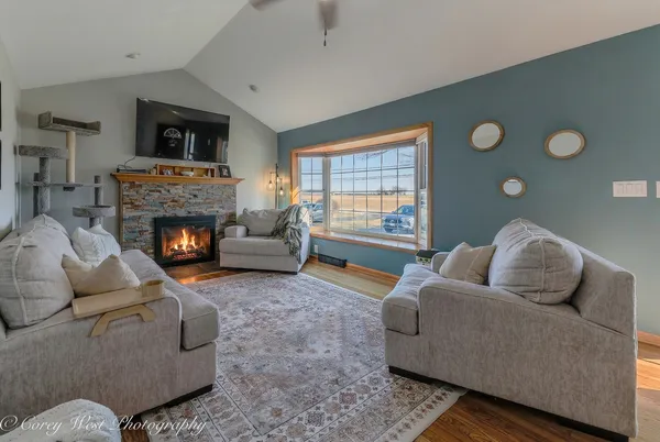 $394,900 | 533 Bethany Road, Sycamore, IL 60178