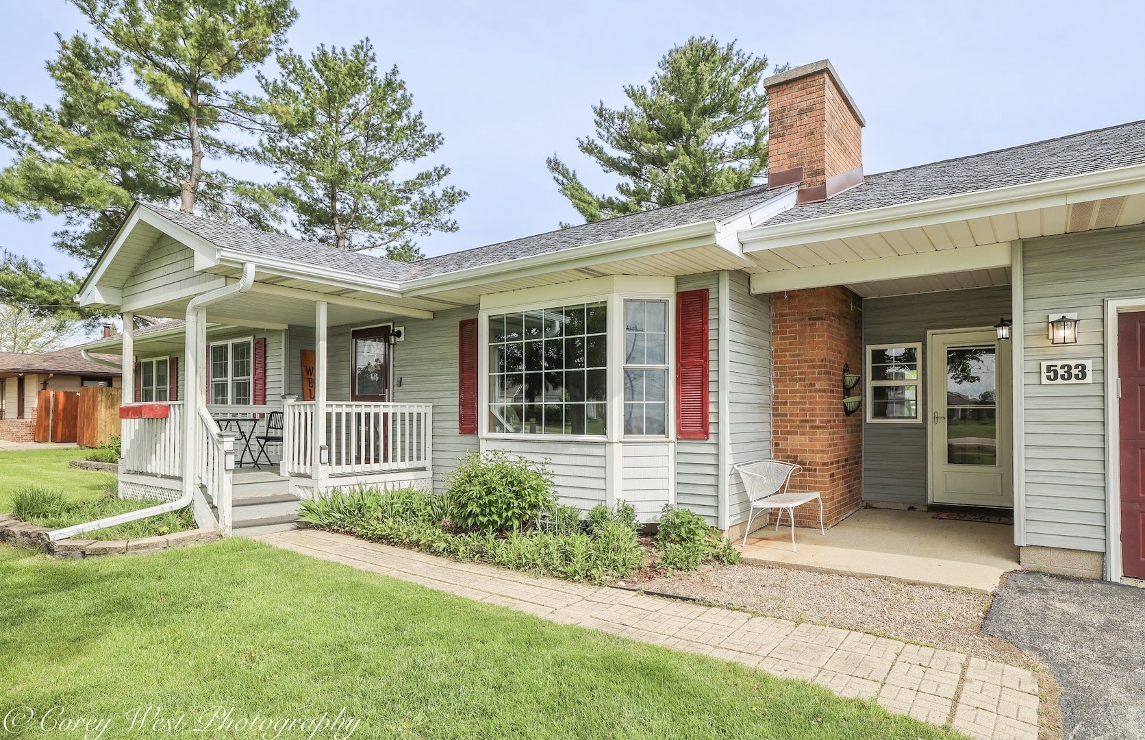 533 Bethany Road Sycamore, IL 60178 - Photo 42 of 44 front view of a house with a yard