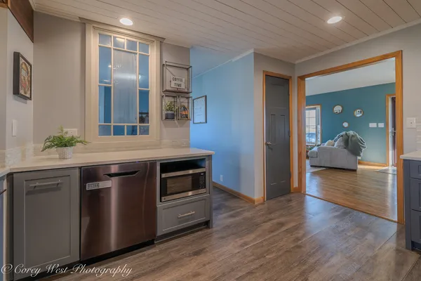 $394,900 | 533 Bethany Road, Sycamore, IL 60178