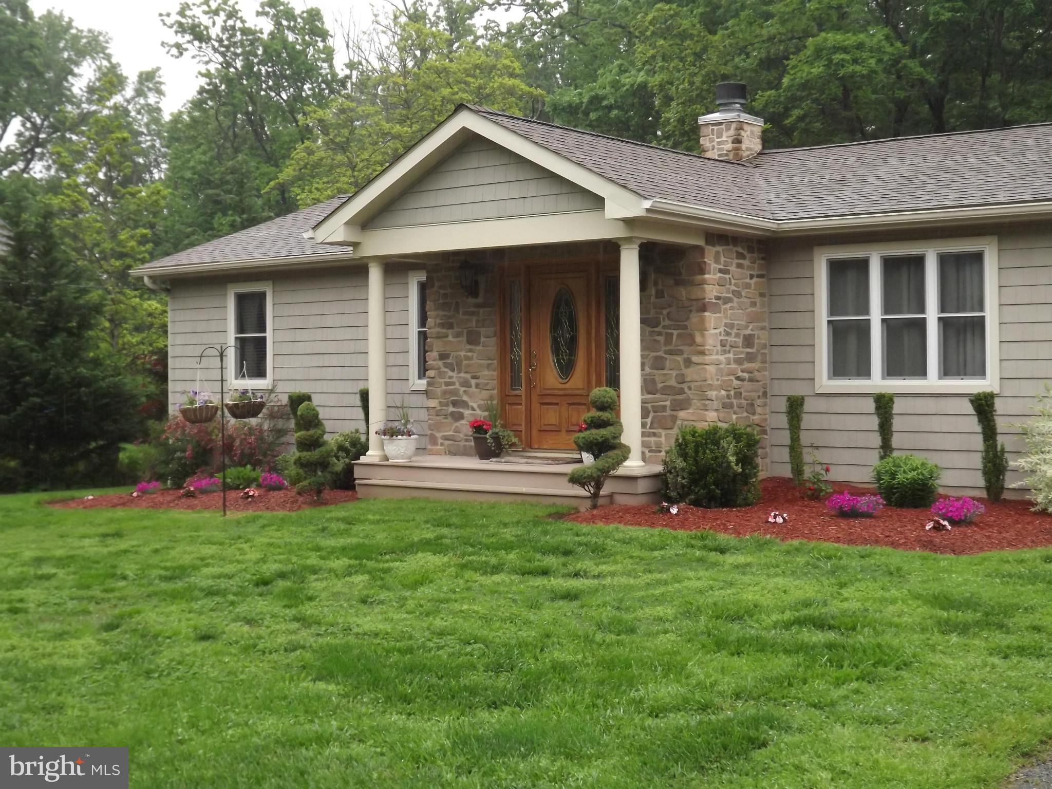 1511 Pattison Road Baltimore, MD 21221 - Photo 2 of 29 Exterior (Front)