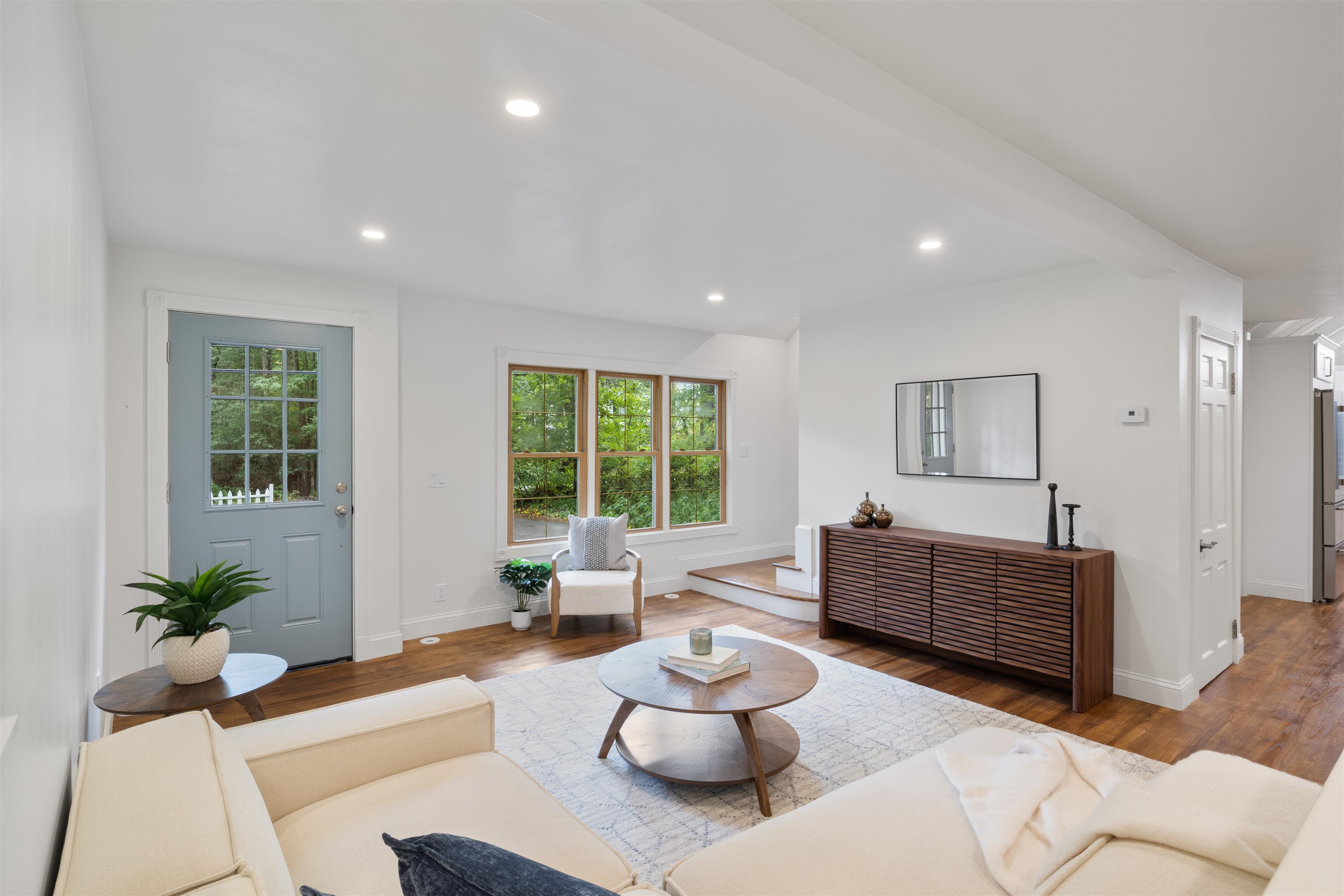 38 Mill Road North Hampton, NH 03862 - Photo 5 of 55 Gallery Image 5
