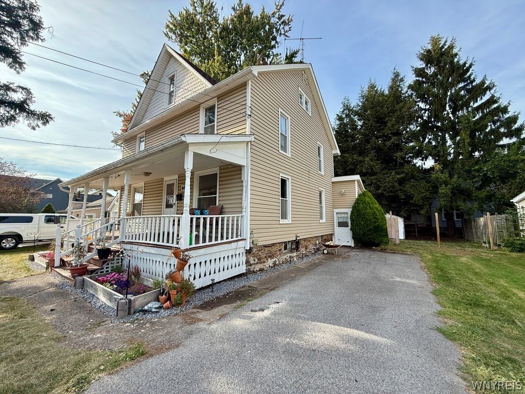 6073 2nd Street Newfane, NY 14108 - Photo 9 of 47