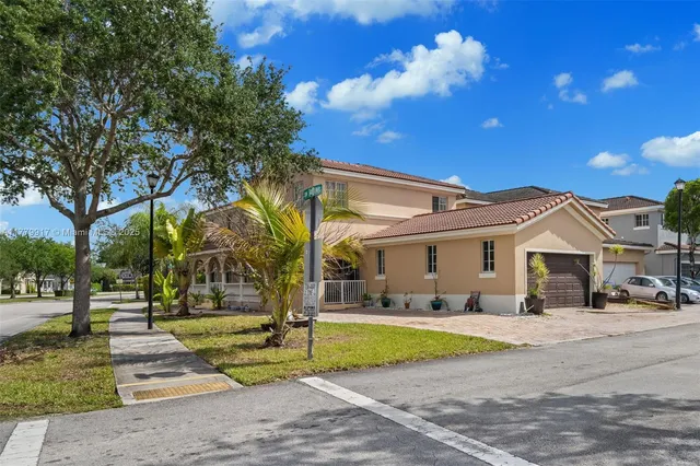 $592,000 | 13990 Southwest 274th Terrace, Homestead, FL 33032