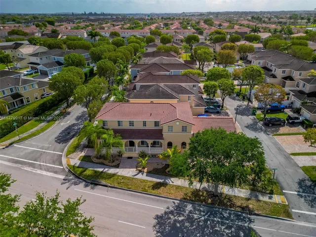 $592,000 | 13990 Southwest 274th Terrace, Homestead, FL 33032