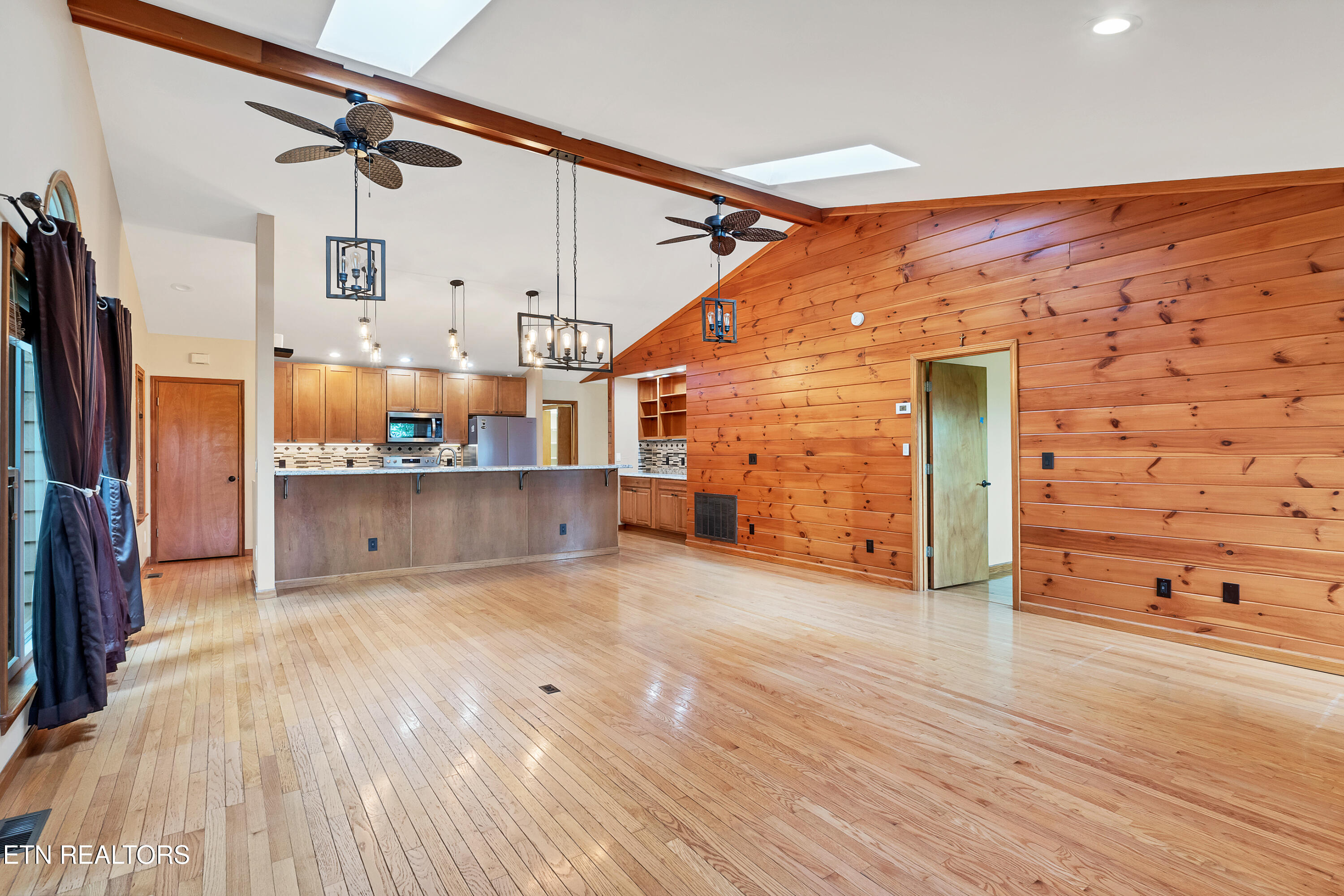620 Hawk View Drive Townsend, TN 37882 - Photo 11 of 48 DSC04873-2 - Copy