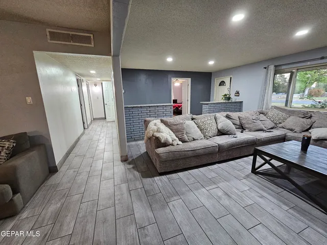 $325,000 | 1400 San Andres Drive, Las Cruces, NM 88007