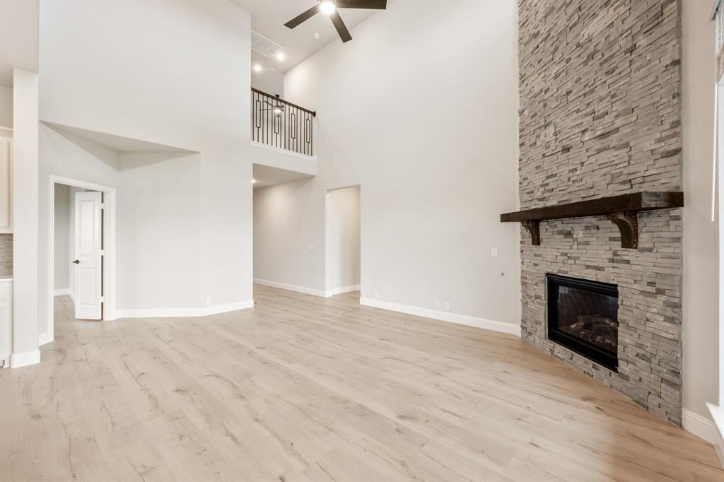 2712 Railway Street Forney, TX 75126 - Photo 9 of 34