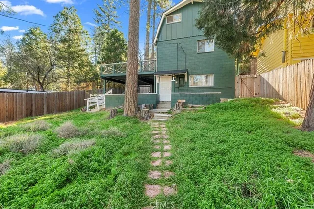 $375,000 | 53520 Country Club Drive, Idyllwild, CA 92549