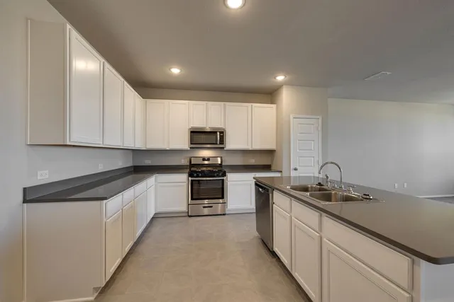 $1,950 | 2028 Gill Star Drive, Haslet, TX 76052