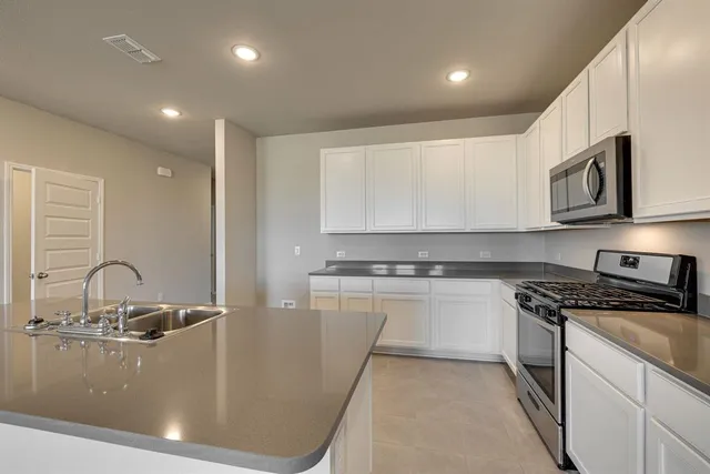 $1,950 | 2028 Gill Star Drive, Haslet, TX 76052